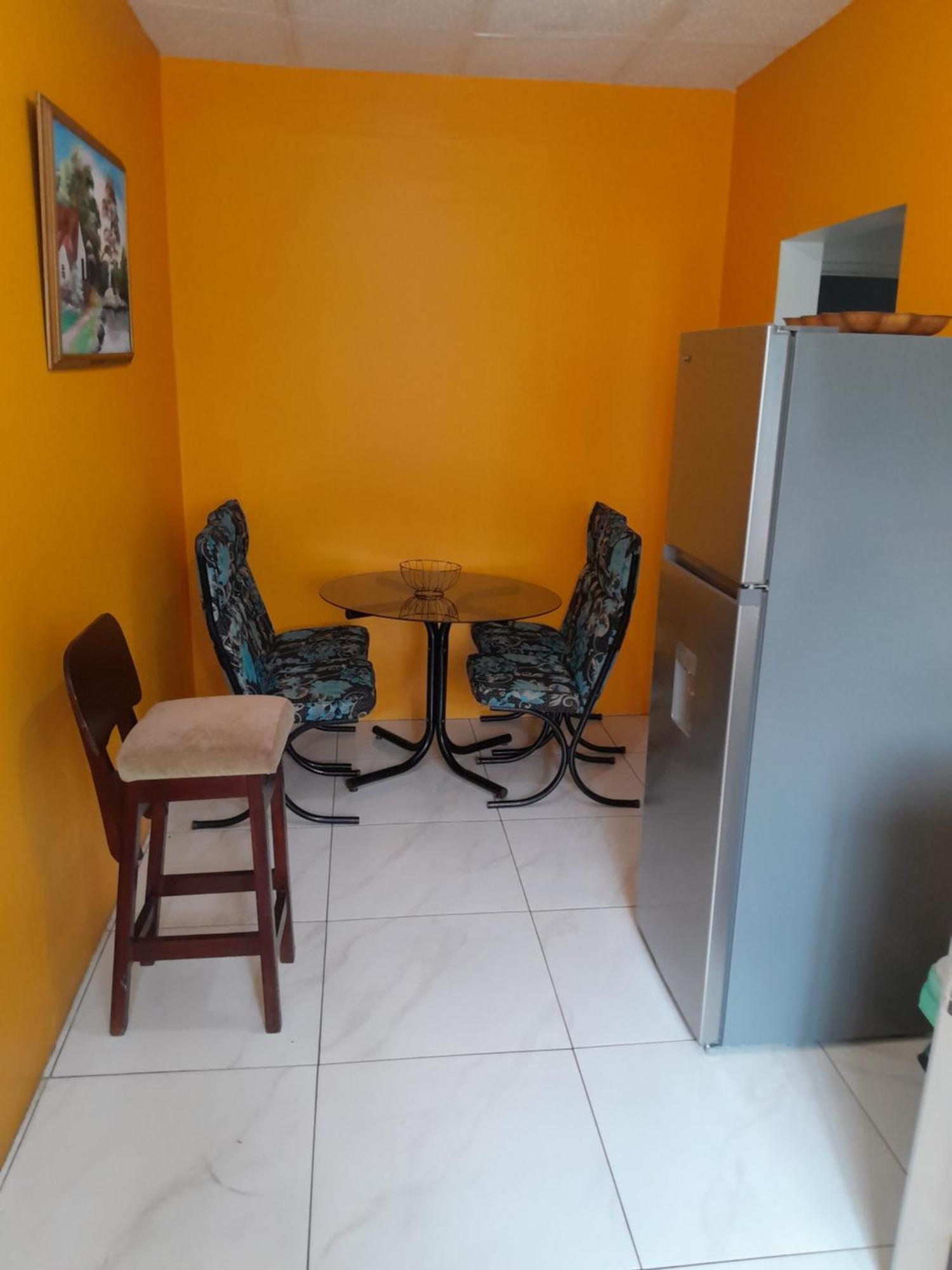 Granann'S Place Кингстон Экстерьер фото